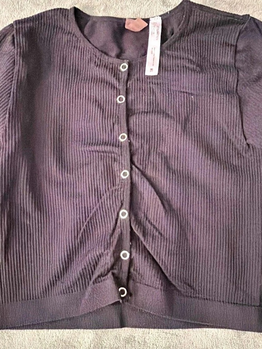 ANWND Ribbed Button-Front Cardigan - Picture 2 of 4